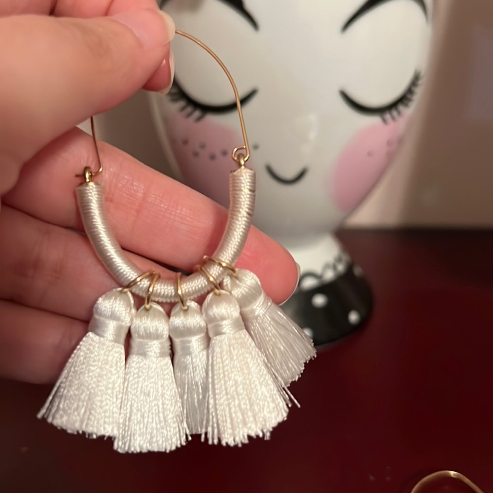 SUGARFIX by BaubleBar Women’s Fringe Tassel Bold Statement White Gold Earrings - Picture 4 of 7